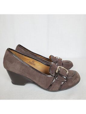 Softshoe by Medicus Pride leather heeled Mary jane pilgrim slip on shoes